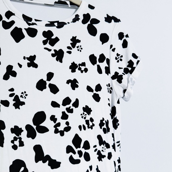 Ava Sky - Black and White Floral Spot Dress - Picture 2 of 3